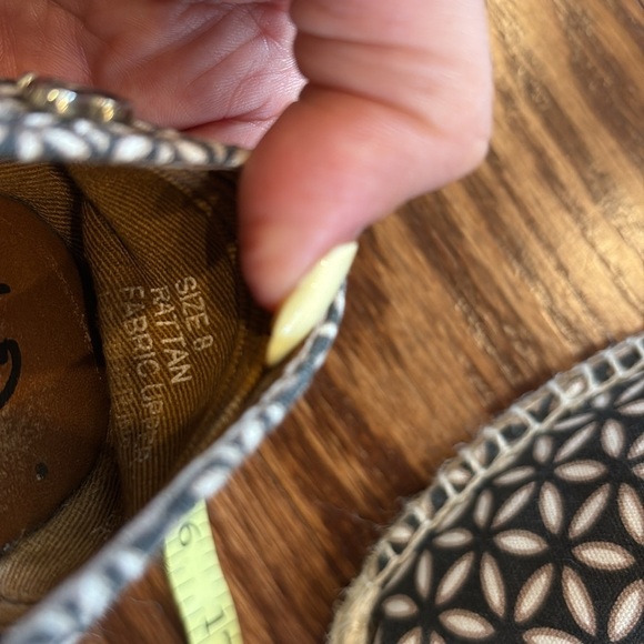 Brighton Black tan Rattan canvas Espadrilles fabric upper leather insole slip on - Picture 7 of 11